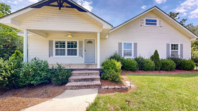 1348 Edwin Reynolds Road, Cottonwood, AL 36320
