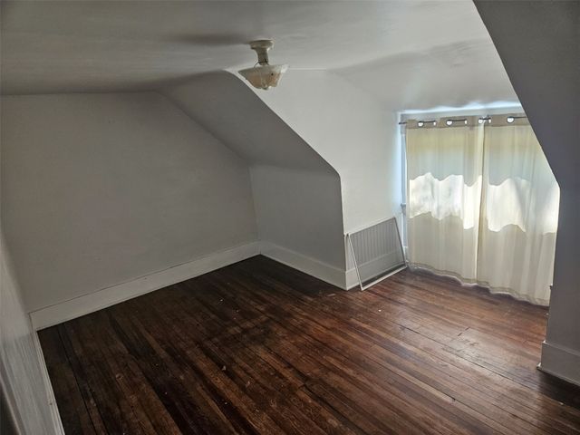 1021 RUMSEY Avenue, Erie, PA 16511