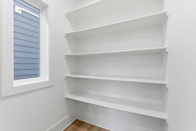 928 Delmas Ave B, Nashville, TN 37216