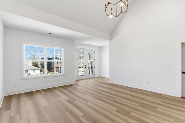 928 Delmas Ave B, Nashville, TN 37216