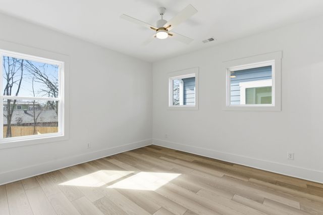 928 Delmas Ave B, Nashville, TN 37216