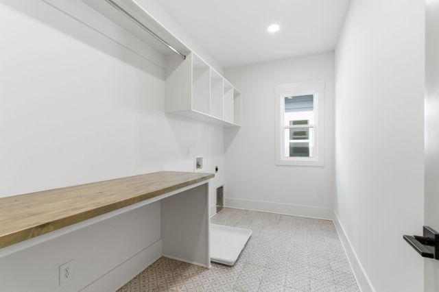 928 Delmas Ave B, Nashville, TN 37216