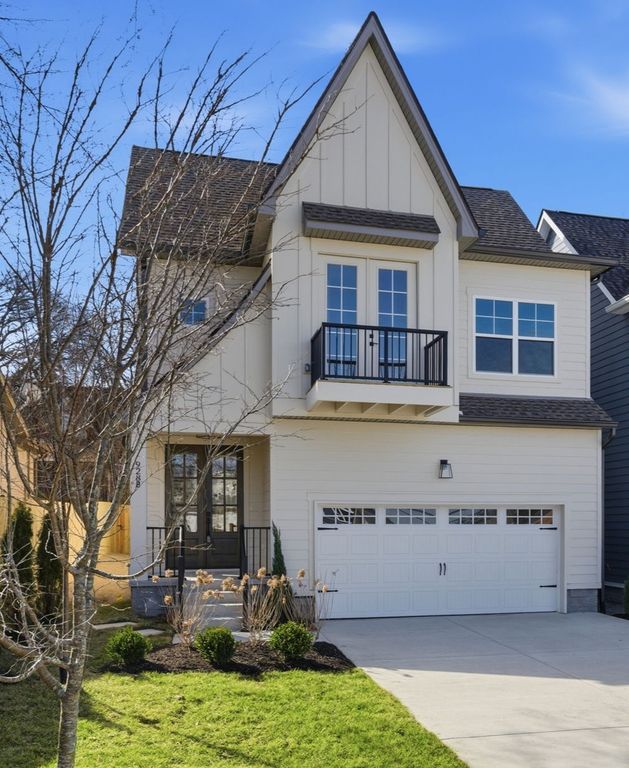 928 Delmas Ave B, Nashville, TN 37216