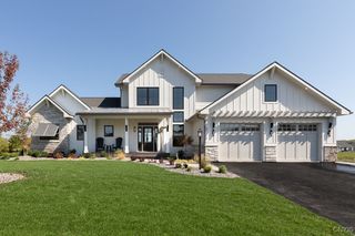 7040 Whitney Farm Lane, Pompey, NY 13078