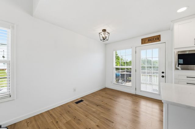 2448 Gene Fitzgerald Rd, Columbia, TN 38401