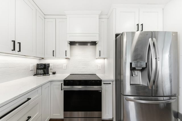 2448 Gene Fitzgerald Rd, Columbia, TN 38401