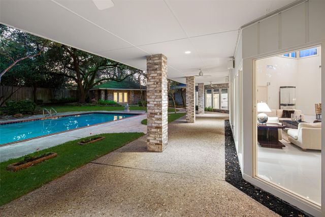 5045 Lakehill Court, Dallas, TX 75220