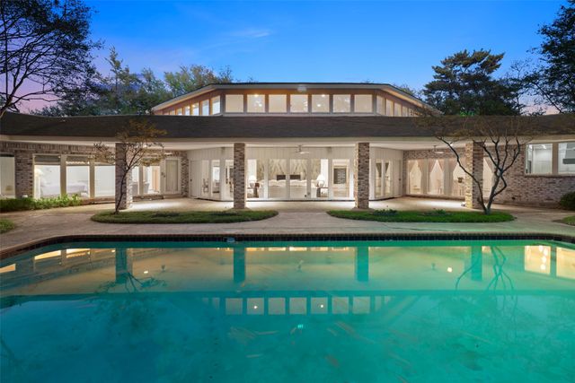 5045 Lakehill Court, Dallas, TX 75220