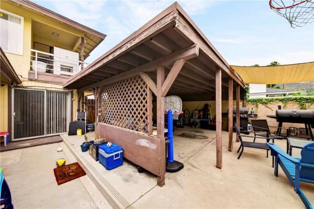 3834 Ferndale, San Bernardino, CA 92404