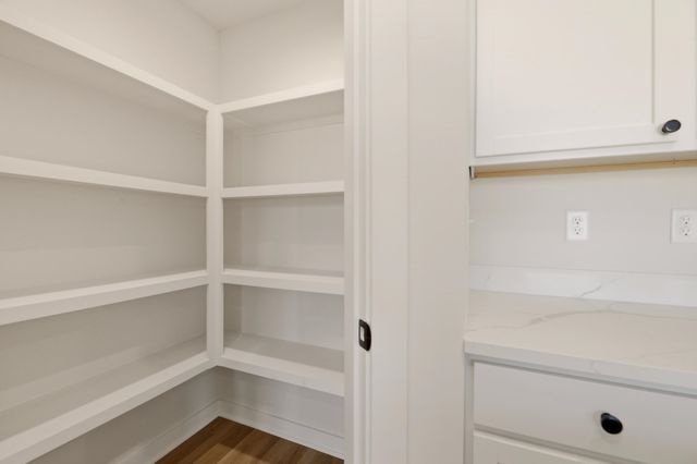 3402 E Thunder, Wichita, KS 67219