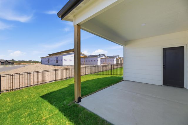 3402 E Thunder, Wichita, KS 67219