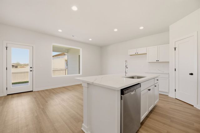 3402 E Thunder, Wichita, KS 67219