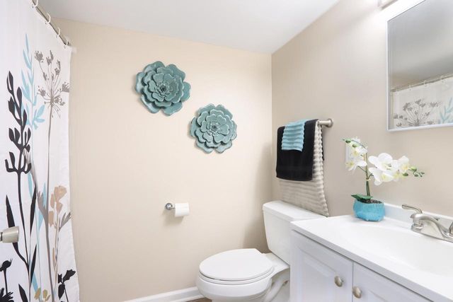 8173 S 28th STREET, Franklin, WI 53132