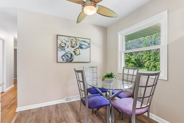 8173 S 28th STREET, Franklin, WI 53132