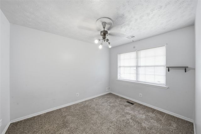 1101 W 14th Place, Claremore, OK 74017