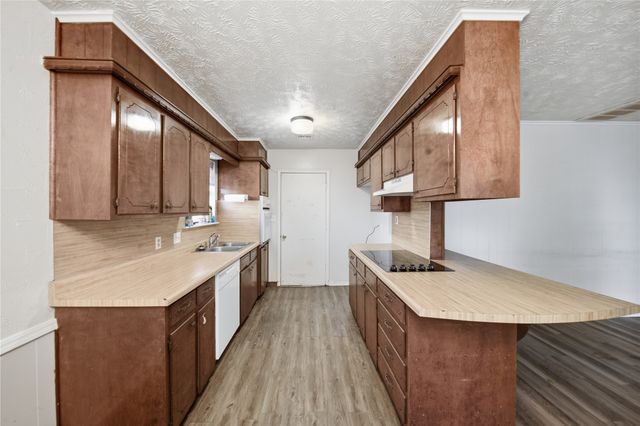 1101 W 14th Place, Claremore, OK 74017