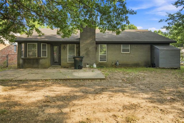 1101 W 14th Place, Claremore, OK 74017