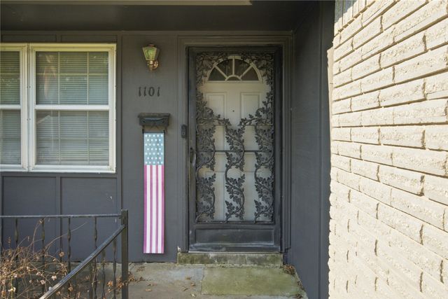 1101 W 14th Place, Claremore, OK 74017
