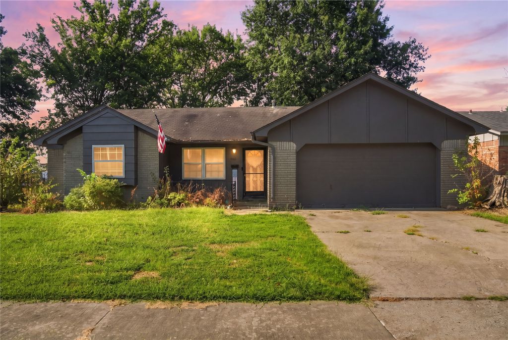 1101 W 14th Place, Claremore, OK 74017