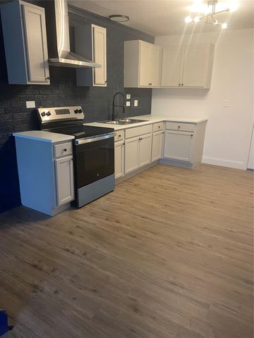 955 university LN, Seguin, TX 78155