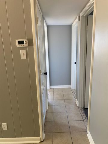 955 university LN, Seguin, TX 78155