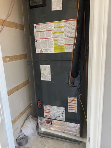 955 university LN, Seguin, TX 78155