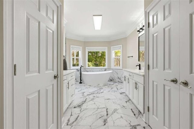 3392 Lost Valley Drive, Jonesboro, GA 30236