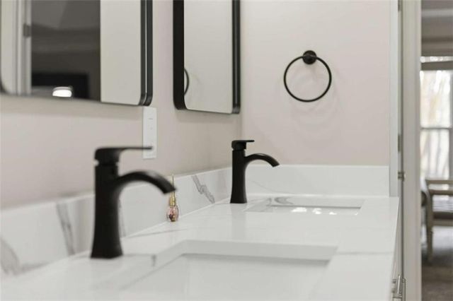 3392 Lost Valley Drive, Jonesboro, GA 30236