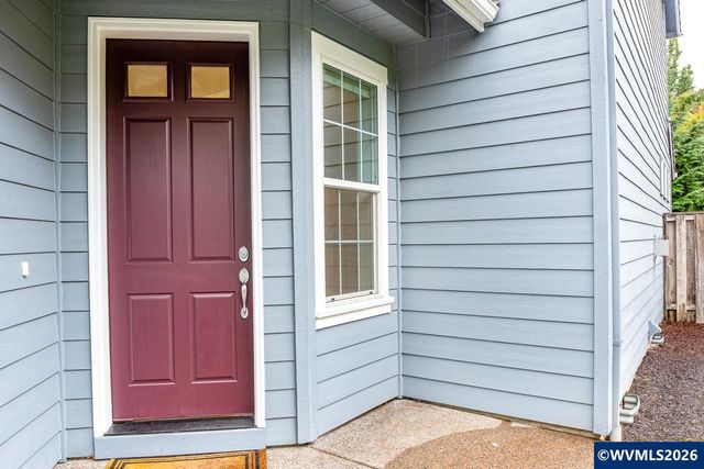 6216 SW Chestnut Dr, Corvallis, OR 97333