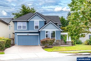 6216 SW Chestnut Dr, Corvallis, OR 97333