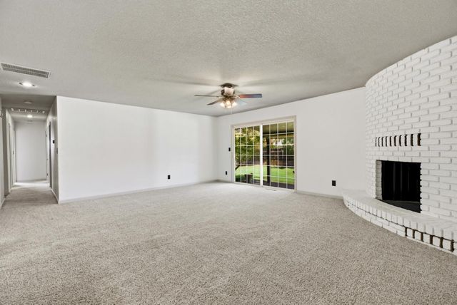 1730 Colombard Ct, Escalon, CA 95320