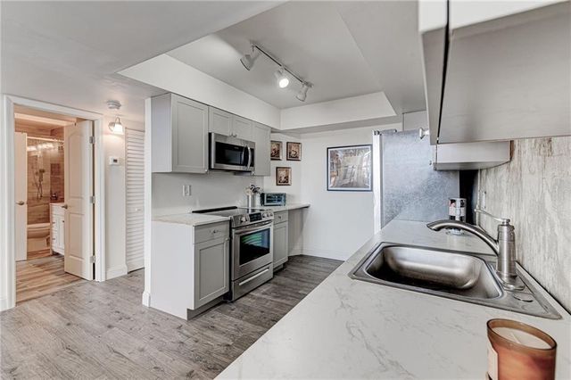 1301 NE Miami Gardens Dr 1721W, Miami, FL 33179