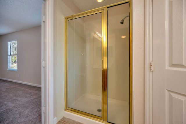 8000 Crazy Horse Lane, Fort Worth, TX 76137