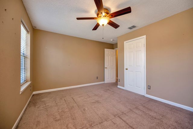 8000 Crazy Horse Lane, Fort Worth, TX 76137