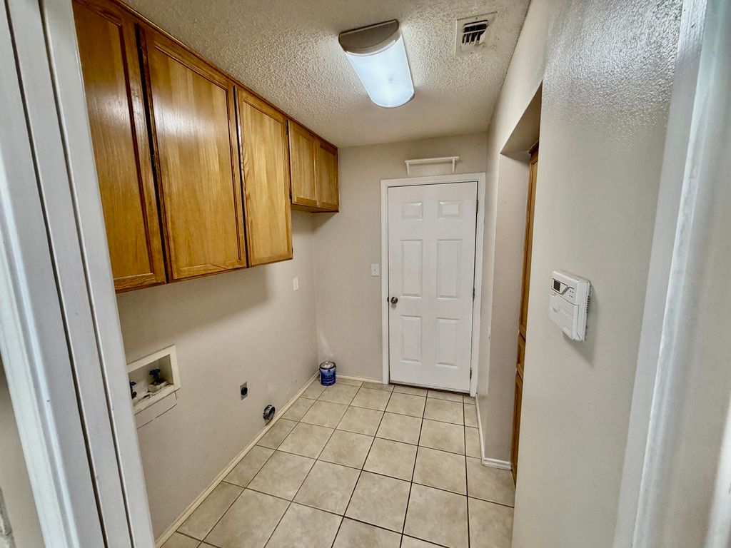 Image 14 of property listing at 3040 Laurel Oak Drive, San Angelo, TX 76904