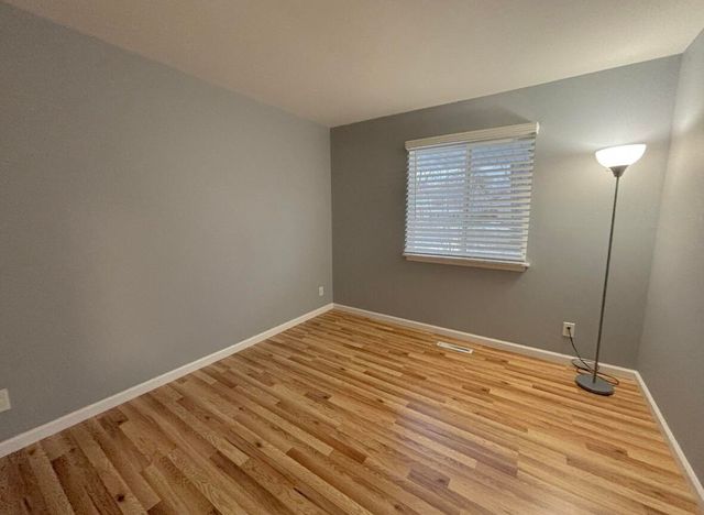 709 James Place, Griffith, IN 46319