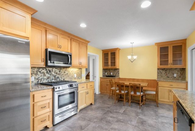 934 King James Way, El Dorado Hills, CA 95762
