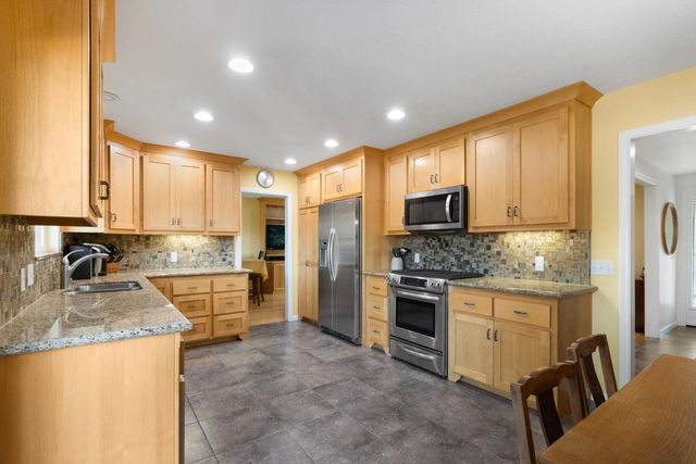 934 King James Way, El Dorado Hills, CA 95762
