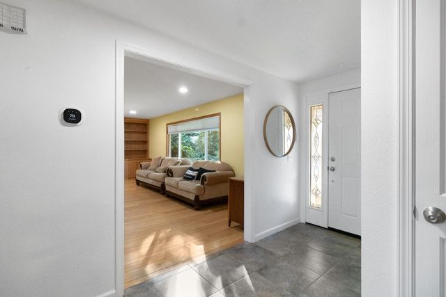 934 King James Way, El Dorado Hills, CA 95762