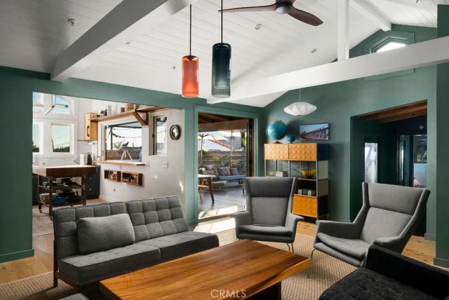 255 Center, Laguna Beach, CA 92651