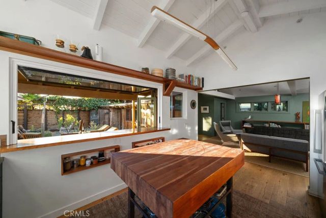 255 Center, Laguna Beach, CA 92651