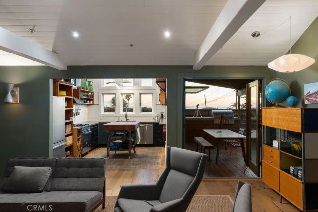 255 Center, Laguna Beach, CA 92651