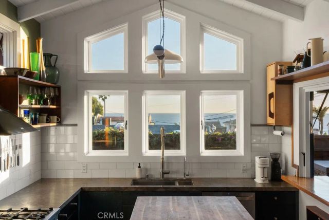 255 Center, Laguna Beach, CA 92651