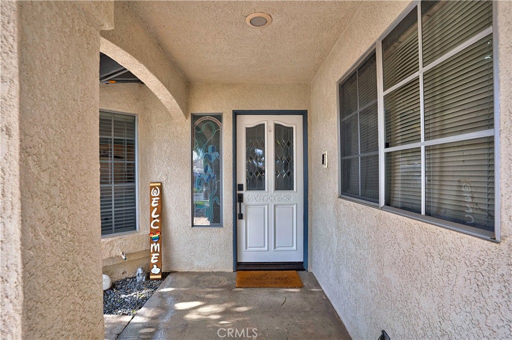 Image 7 of property listing at 30169 Gulf Stream Drive, Canyon Lake, CA 92587