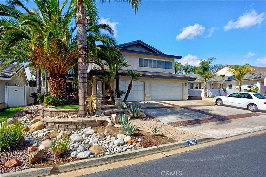 Image 72 of property listing at 30169 Gulf Stream Drive, Canyon Lake, CA 92587