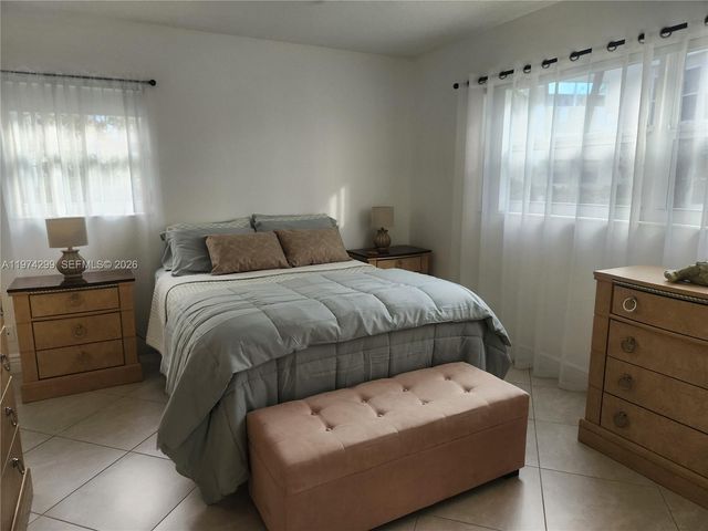 5101 NW 34th Street 101, Lauderdale Lakes, FL 33319