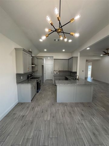 10835 Deaf Smith Street, La Porte, TX 77571