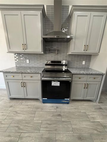 10835 Deaf Smith Street, La Porte, TX 77571