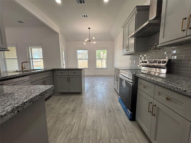 10835 Deaf Smith Street, La Porte, TX 77571