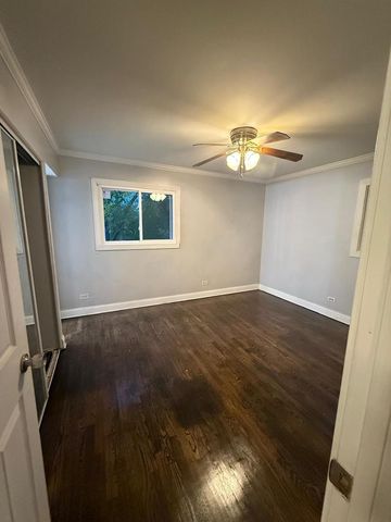 1440 Gentry Road, Hoffman Estates, IL 60169